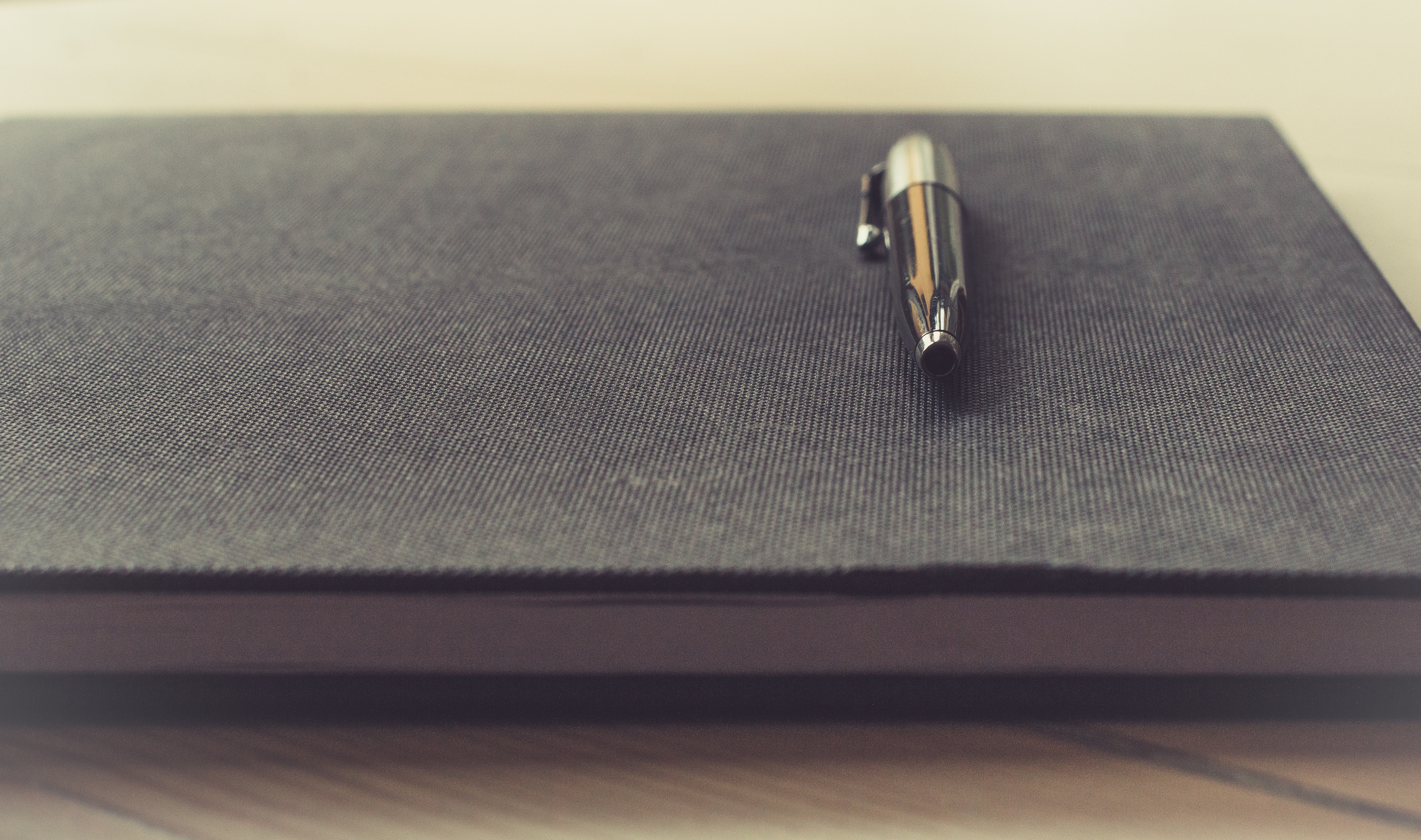 5 reasons to replace your paper guest book in 2019 office guest book